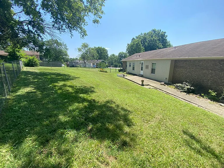 703 Lucien Rd — Photo 14