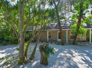 1102 N Casey Key Rd, Osprey, FL 34229