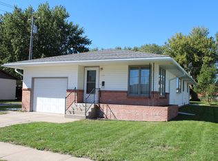 117 S Jefferson St, Bruning, NE 68322