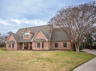 250 Timberleaf Dr, Double Oak, TX 75077