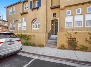 13325 Via Tresca Unit 6, San Diego, CA 92129
