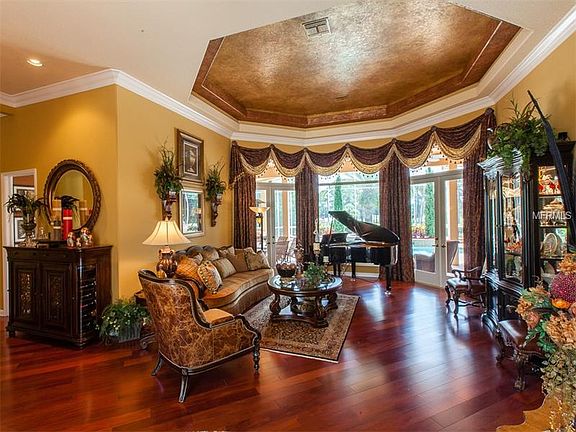 3rd image of 481 Flora Creek Ct