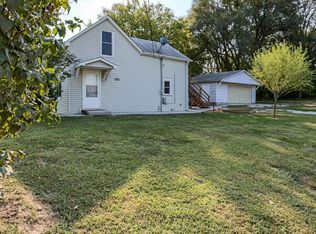 555 Woodbury Ave, Council Bluffs, IA 51503