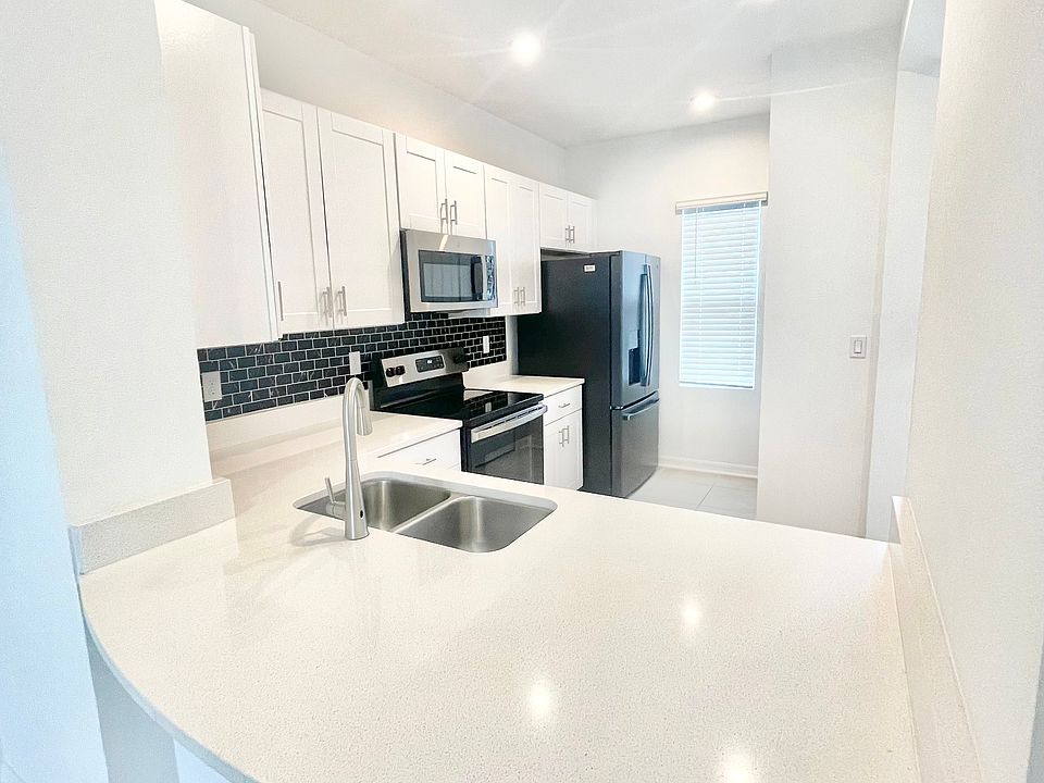 1st image of 289 Annies Pl