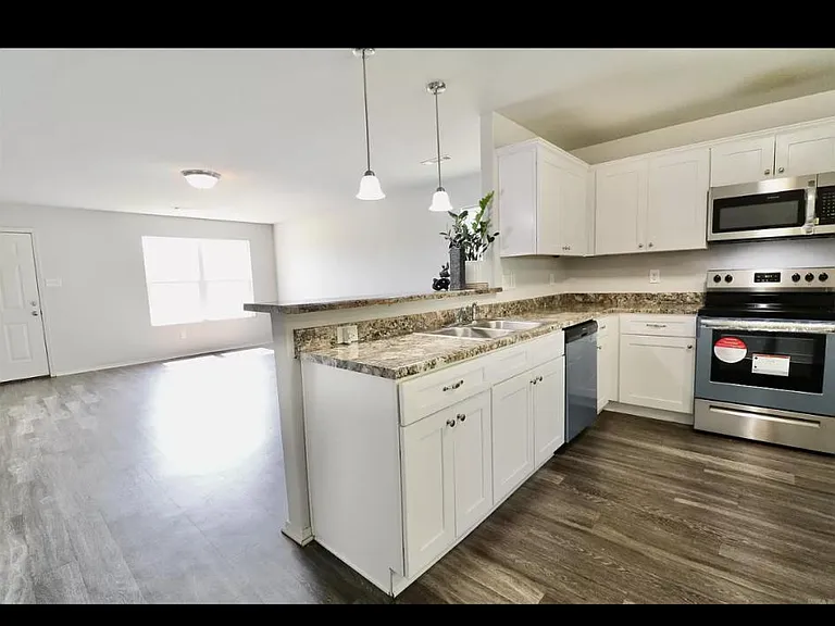 2526 Judes Ct — Photo 5