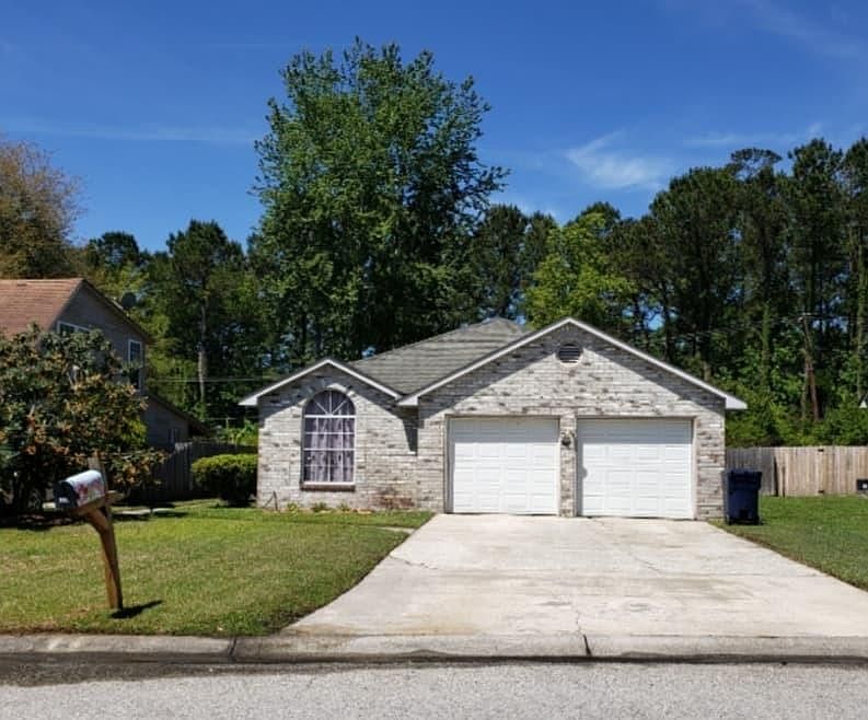 2nd image of 164 Knightsbridge Dr
