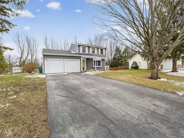 10325 Cliffwood Rd, Perrysburg, OH 43551