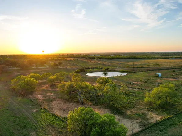 TRACT One Ac E State Hwy #20-87, Nixon, TX 78140