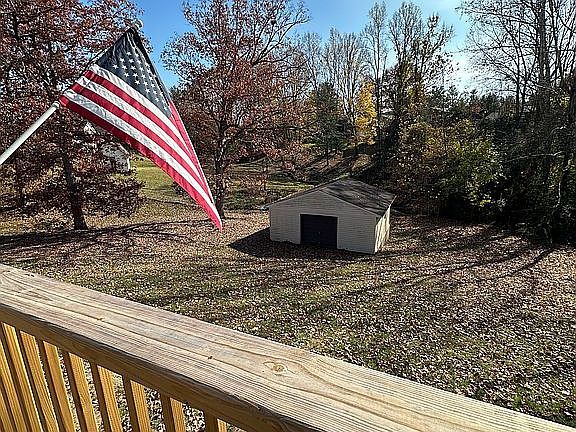 3rd image of 1135 Scenic Dr