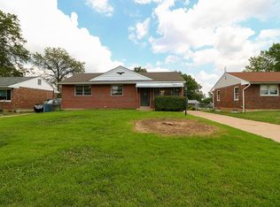 10745 Cathy Dr, Saint Louis, MO