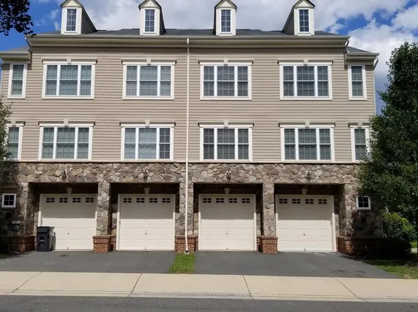 11224 Wortham Crest Cir, Manassas, VA 20109