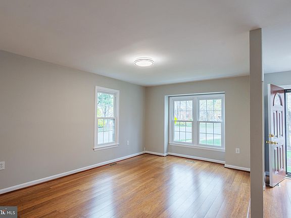 5th image of 5400 New London Park Dr