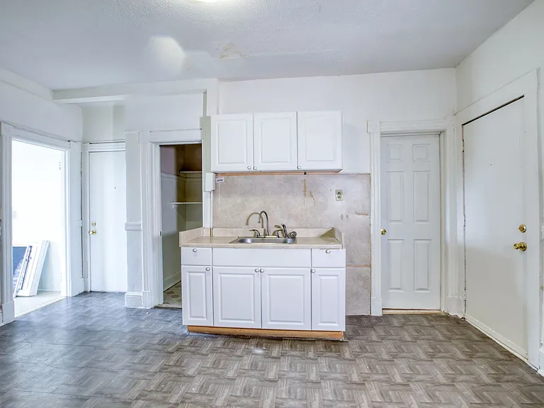 825 Park St #2N — Photo 8