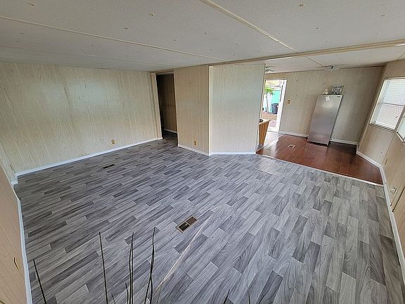 5th image of 2320 Bee Ridge Rd Lot 38A