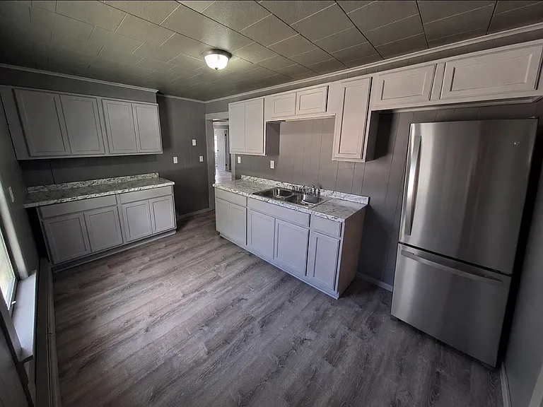 12 Cypress St #2 — Photo 1