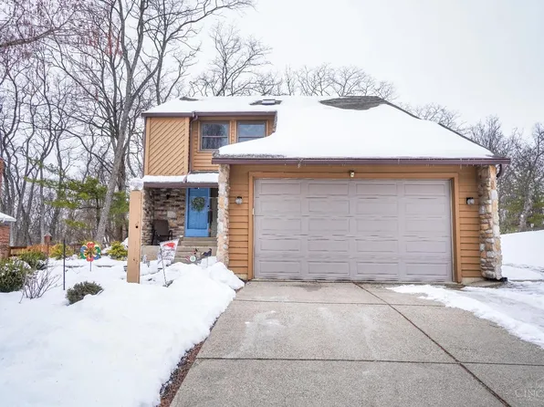 8068 Red Mill Dr, West Chester, OH 45069