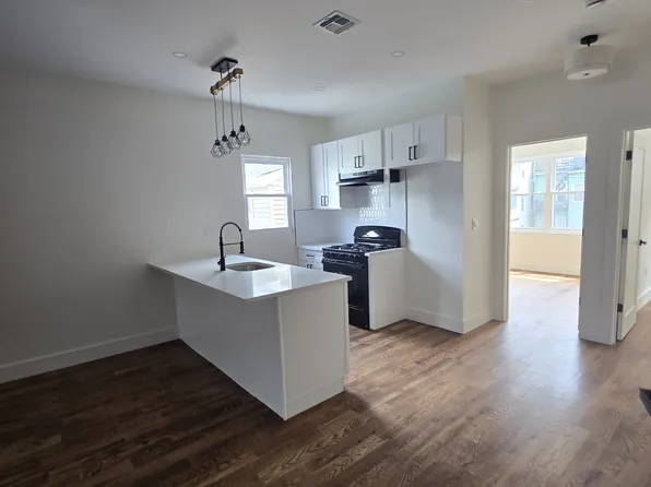 12 Elm St, Paterson, NJ