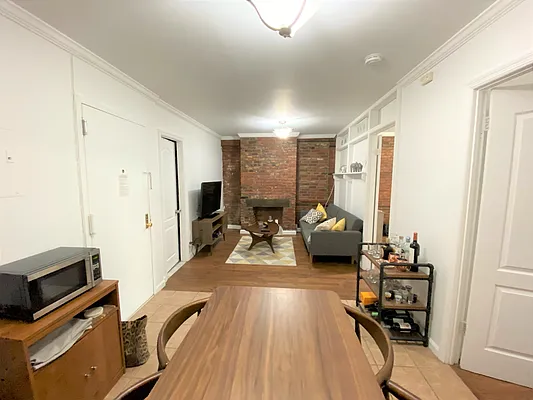 Rented by Douglas Elliman | media 18