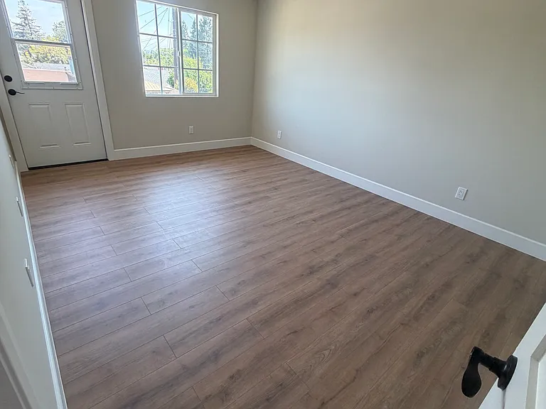 621 N Hatfield Ave #A — Photo 16