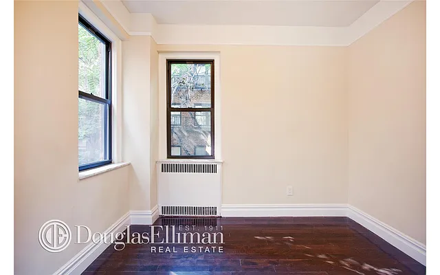 Sold by Douglas Elliman | media 16