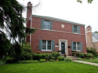 2050 Spruce Rd, Homewood, IL 60430