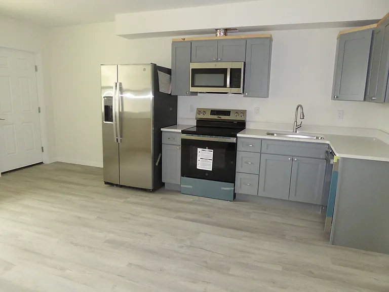 219 S Grandview Ave — Photo 23