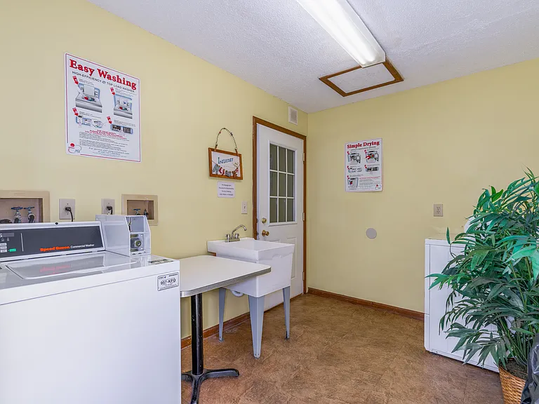 On-site laundry available in the leasing office at River Valley Apartments in Lancaster, OH.