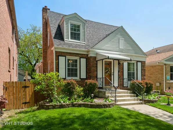 6209 N Keystone Ave, Chicago, IL 60646