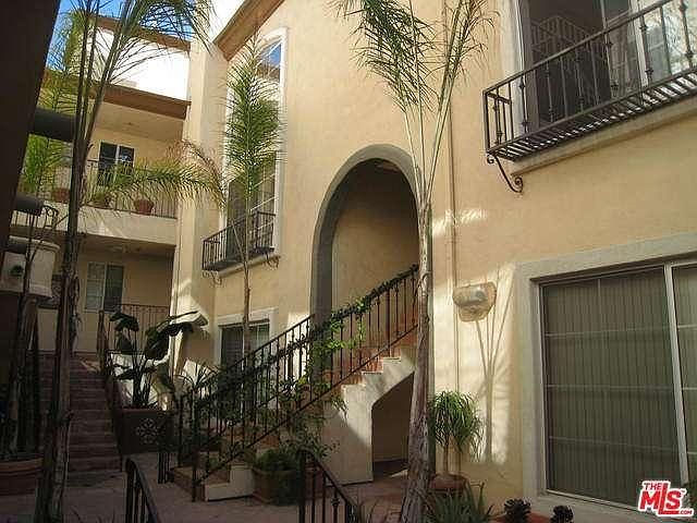 2nd image of 7100 La Tijera Blvd APT D202