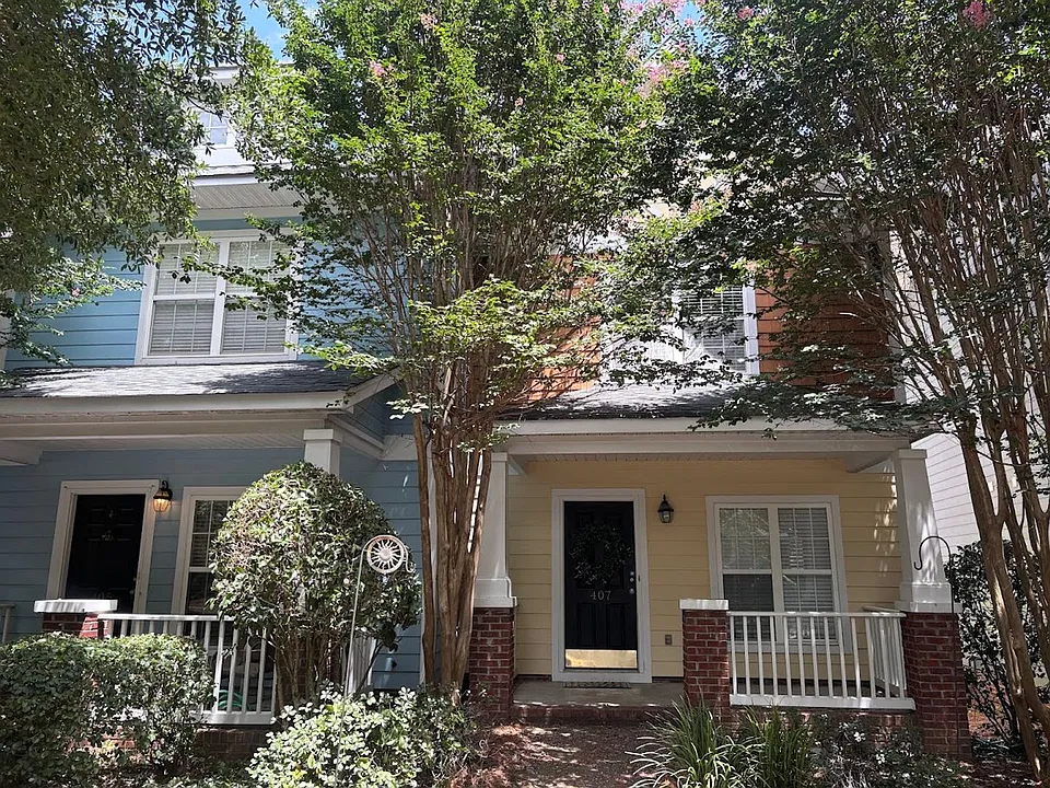 407 Hampton Forest Dr