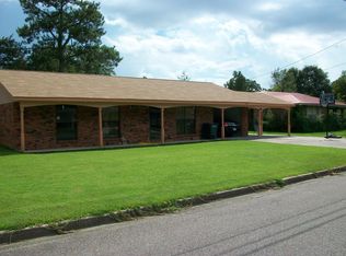 1012 Pinehurst Dr, Columbia, MS 39429
