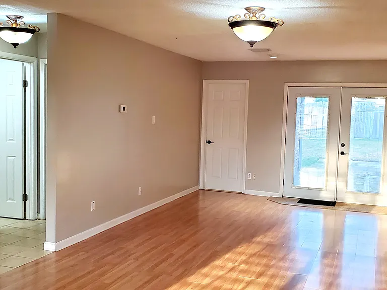 89 Spring Grove Dr — Photo 24
