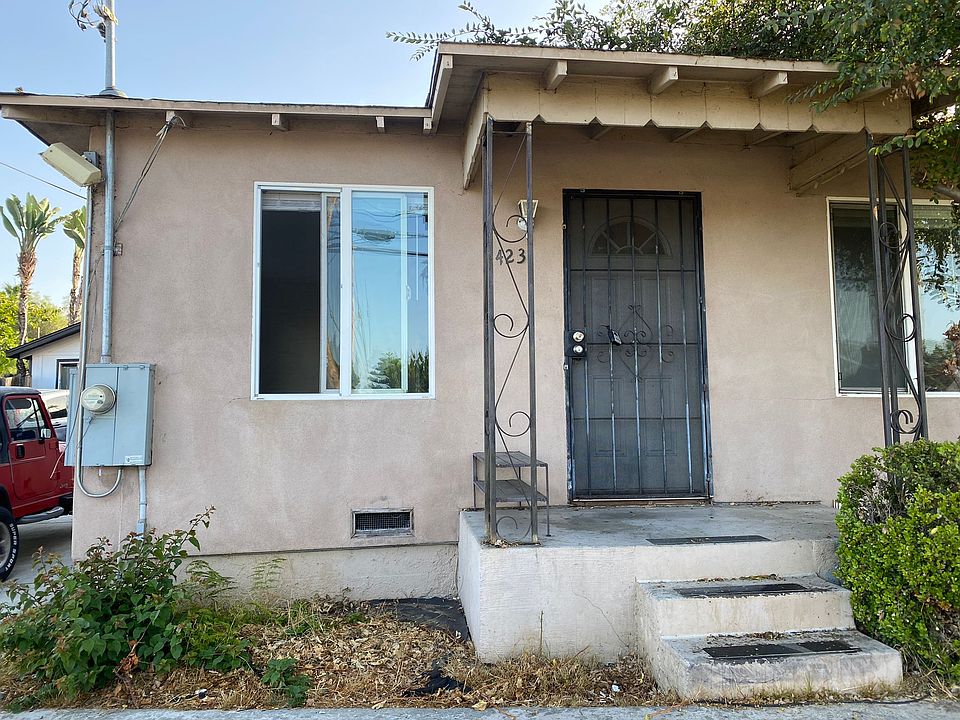 1st image of 423 N Citrus Ave #423