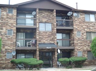 9102 Franklin Ct APT 305, Orland Park, IL