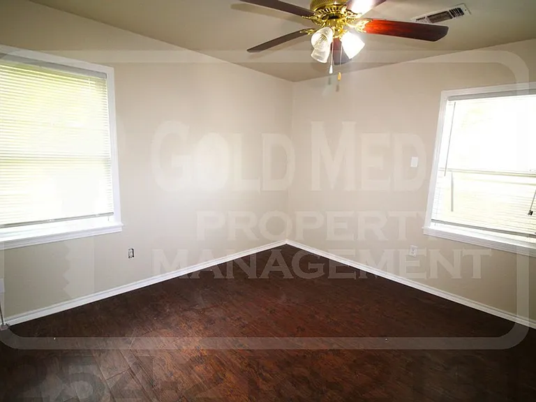 1000 Morris Dr — Photo 12