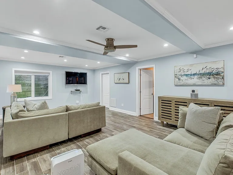300 Fiddler Ln — Photo 17