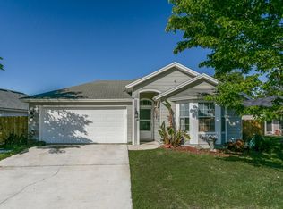 1916 Hunters Trace Cir, Middleburg, FL 32068
