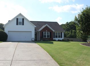 5828 Meadowfield Trce, Flowery Branch, GA 30542