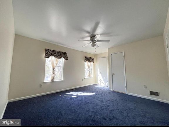 4th image of 15030 Catalpa Ct