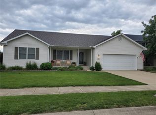 109 Meadow Rose Ct, Mt Zion, IL