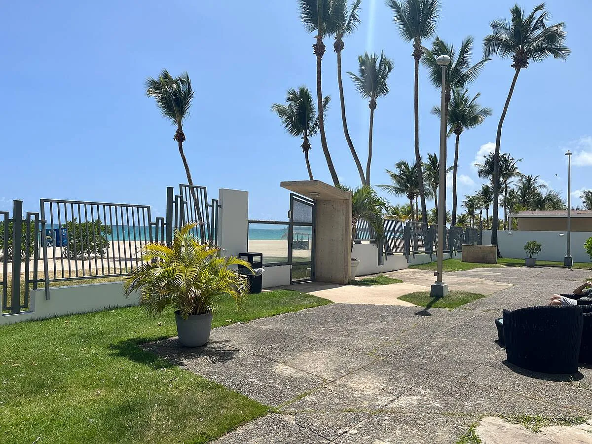 2 bed, 760 sqft, $1,600 — Photo 1