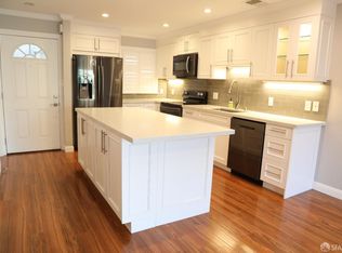 1117 Bismarck Ln, Alameda, CA 94502