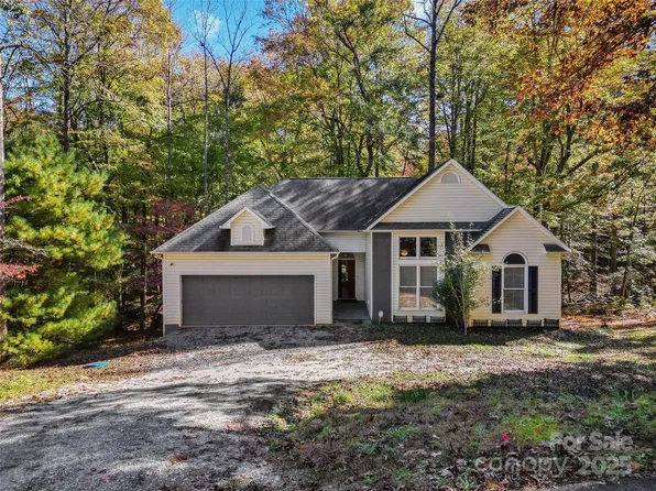 236 Woody Cir, Tryon, NC 28782