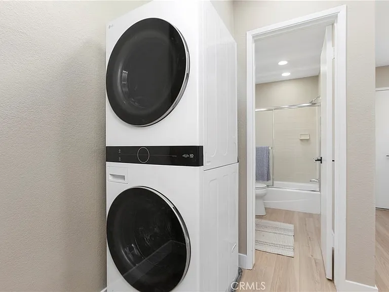 732 W Lambert Rd #34 — Photo 10