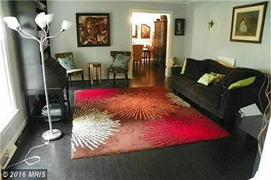 4th image of 1 Bridle Path Ln