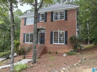 200 Kentwood Dr, Alabaster, AL 35007