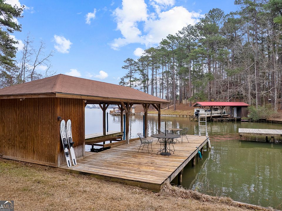 28th image of this home