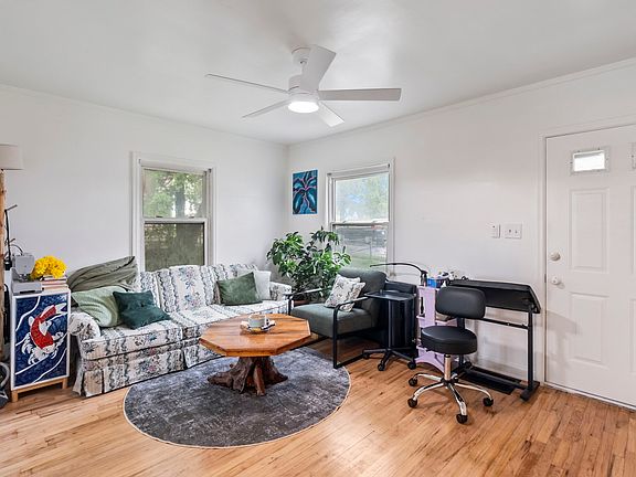 4th image of 3250 Kinsey Ave
