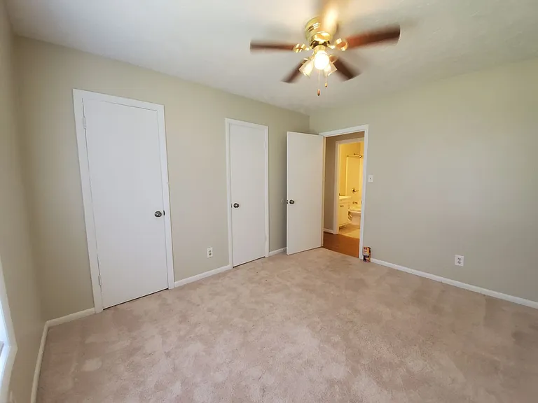 6400 Hollyhock Ct — Photo 28