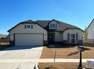 9382 E 134th Pl, Bixby, OK 74008